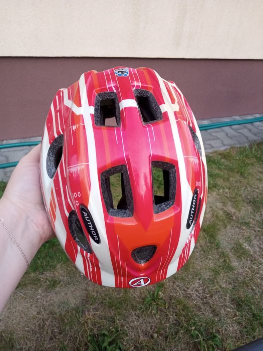Kask dziecięcy 48-54 cm stan bdb