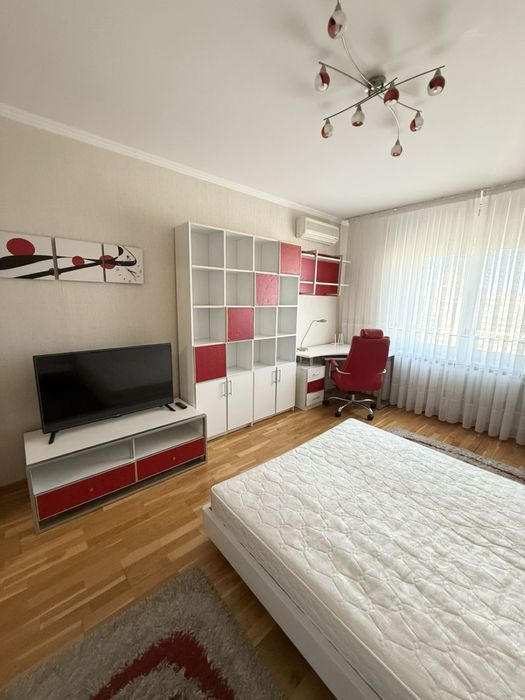 Оренда 2-к вул. Левка Лукʼяненка 15-Г, метро Мінська 7 хв!