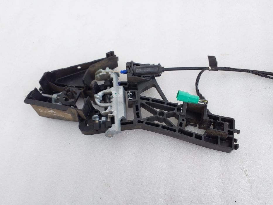 Fechadura / fecho porta frente direito FORD B-Max (JK)
