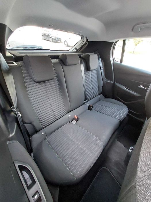 Peugeot e-208 C/Iva Dedutível