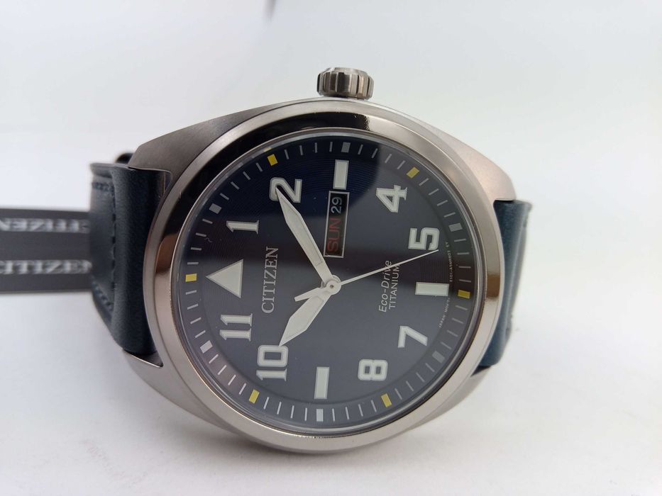 Титановые японские часы Citizen Eco-Drive Garrison BM8568-01L, cапфир