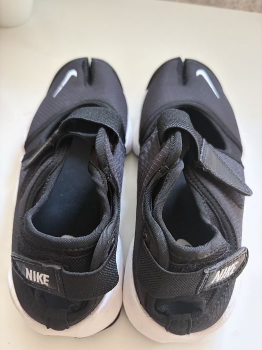 Sprzedam nowe buty Nike Air Rift