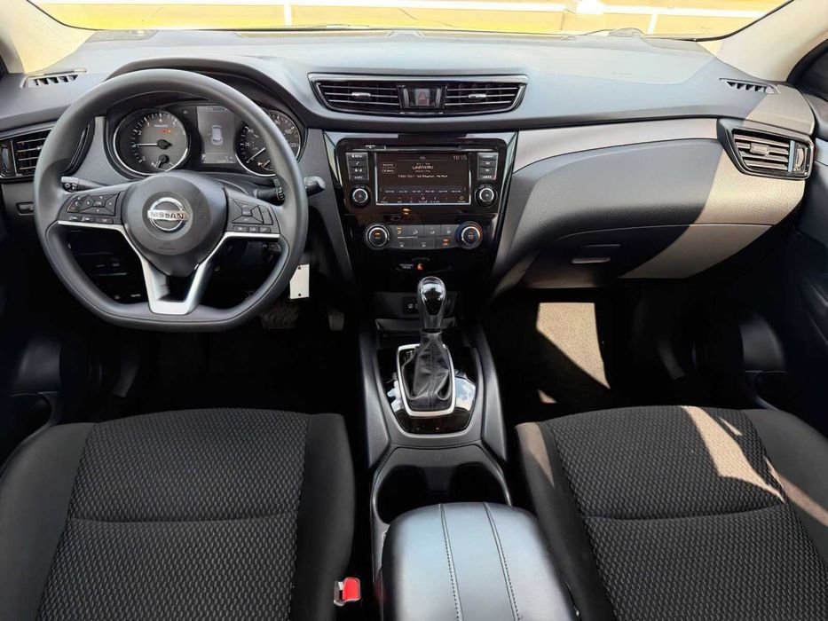 Nissan Rogue Sport SL      2022