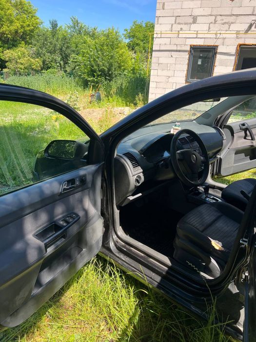 Volkswagen Polo 2008 1.4 бензин автомат