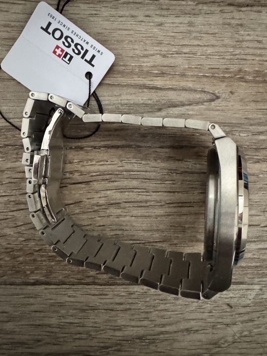 Zegarek Tissot PRX 40 T137.410.11.051.00