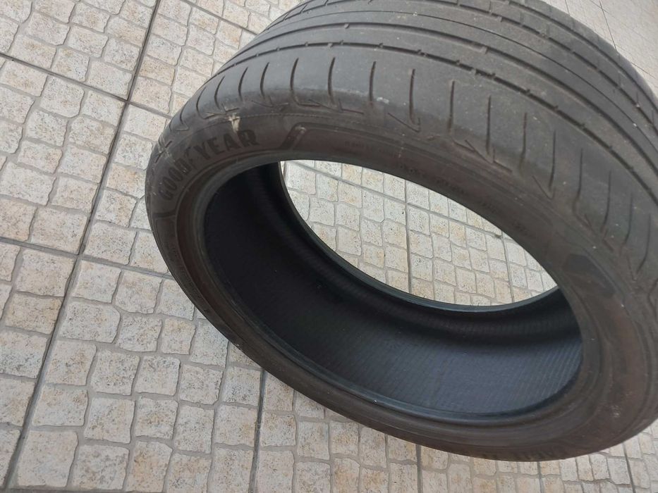 GOODYEAR EAGLE F1  275/35 R19 100Y Runflat