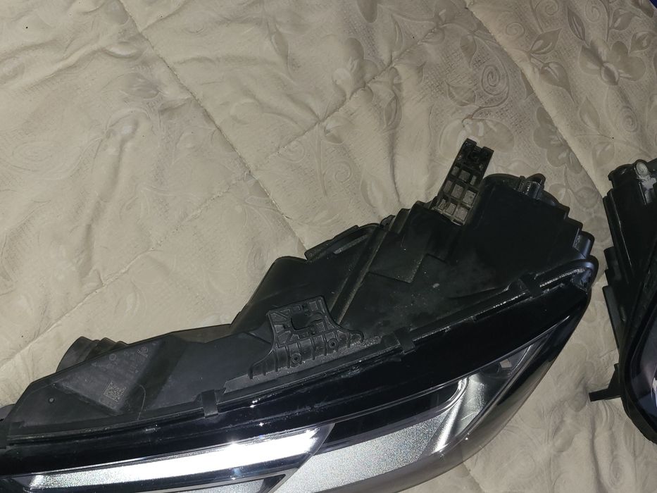 2 FARÓIS- Conjunto de farois originais Audi A4 B9 Xenon