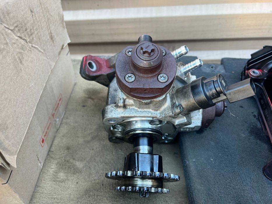 Головка BMW X5 E70 F10 N57 ТНВД N57D30A Поршень Шатун Поддон Коленвал