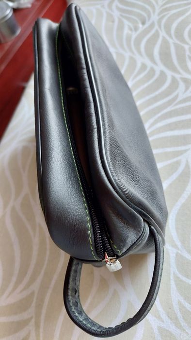 Kosmetyczka męska skórzana