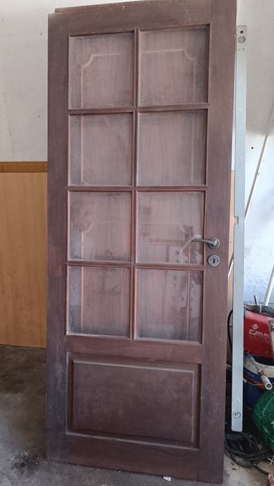 Porta de Mogno Vidrada – 80 × 200 cm