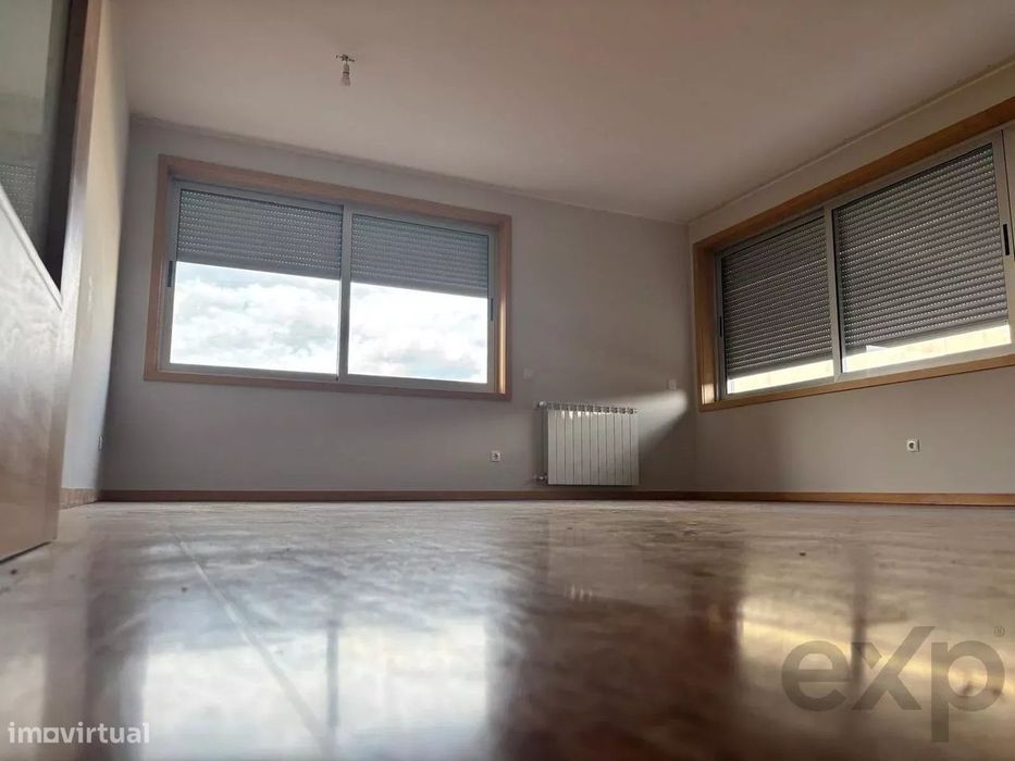 Apartamento T3 com Garagem e Arrumo – Vila Meã, Amarante