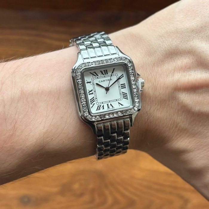 Хіт! Жіночий годинник Cartier  на браслеті срібного кольору
