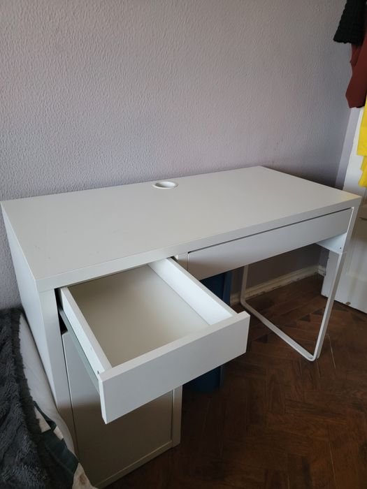 Secretaria branca IKEA