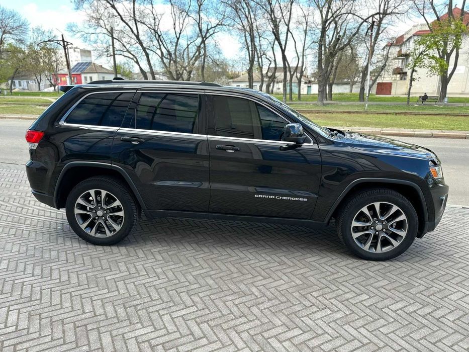 Продам шикарний автомобіль JEEP GRAND CHEROKEE 2015 р. 3.6 бензин