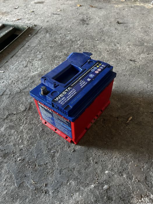 продам аккумулятор 60ah