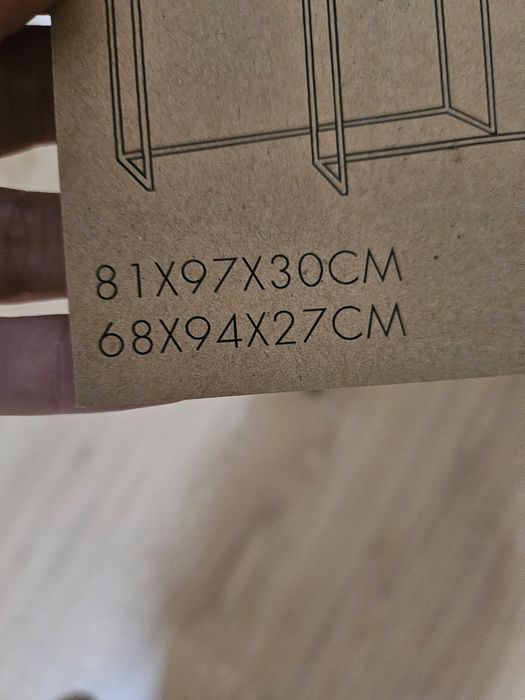 Consolas./ Bengaleiro/ Espelho