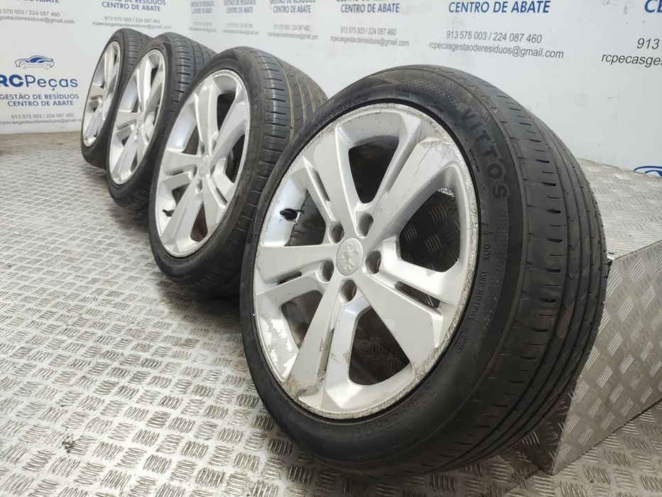 Conjunto de Jantes 17 Peugeot 208 II 7.5J ET44 5x108 2013 a 2021