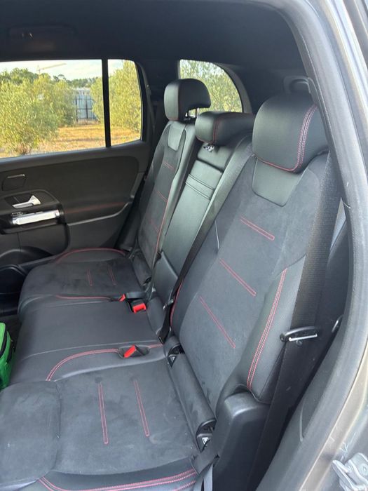 Mercedes EQB 250