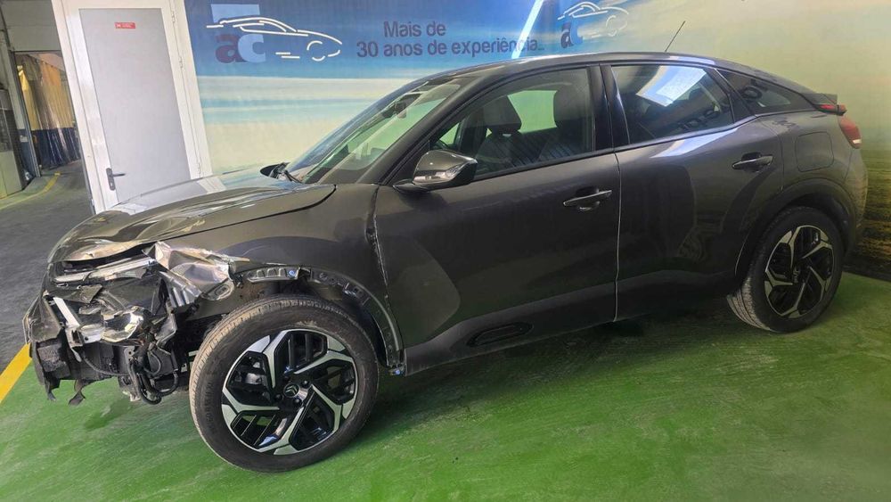 Citroen C4  1.2 Puretech  -  Salvado