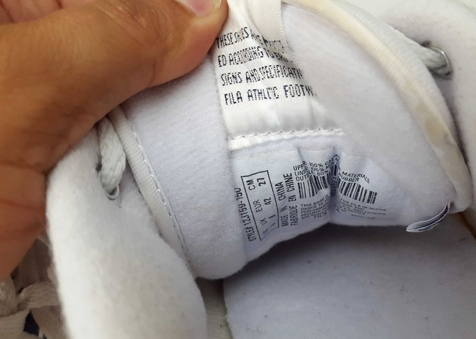 Білі кросівки fila original usa