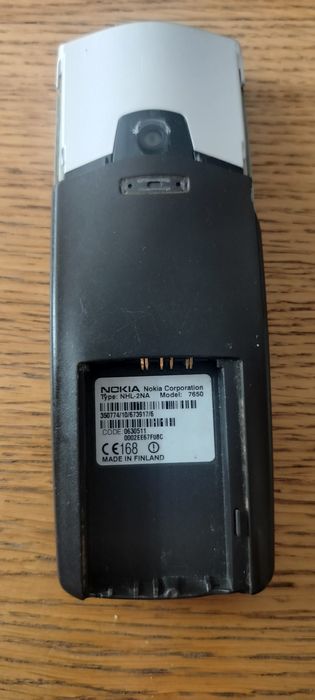 Telefon Nokia 7650 uszkodzony