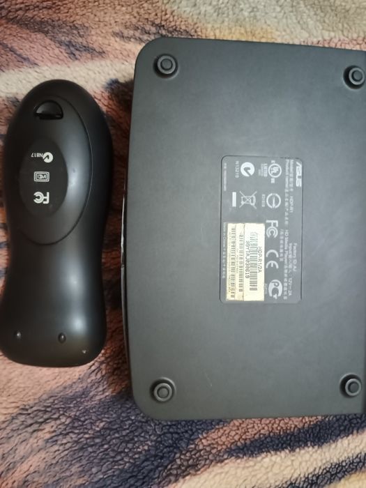 HD медіа плеєр Asus HDP R1