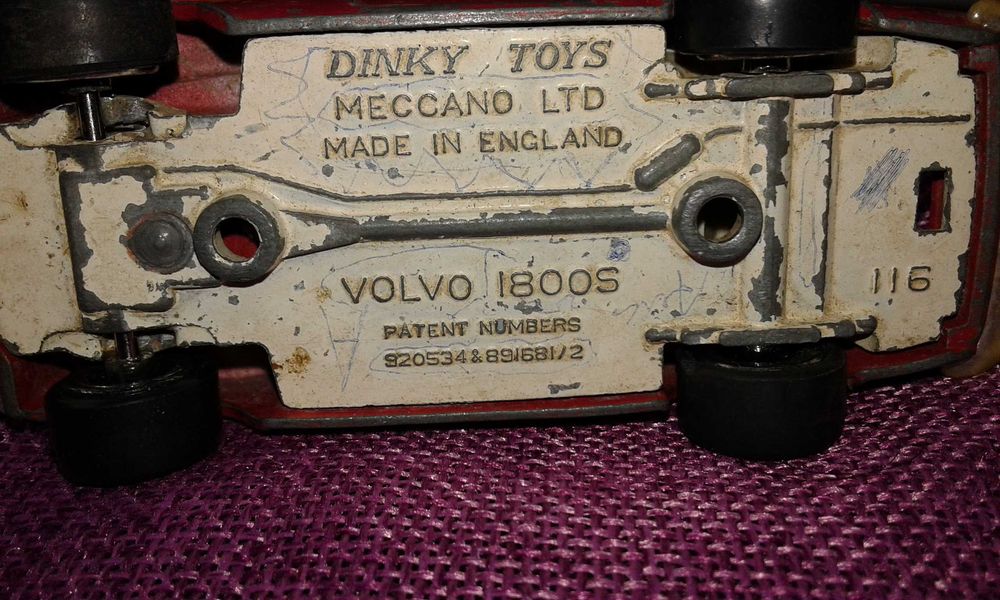 Volvo 1800S, Nº 116, Dinky Toys Meccano LTD, escala 1/42 - anos 50/60