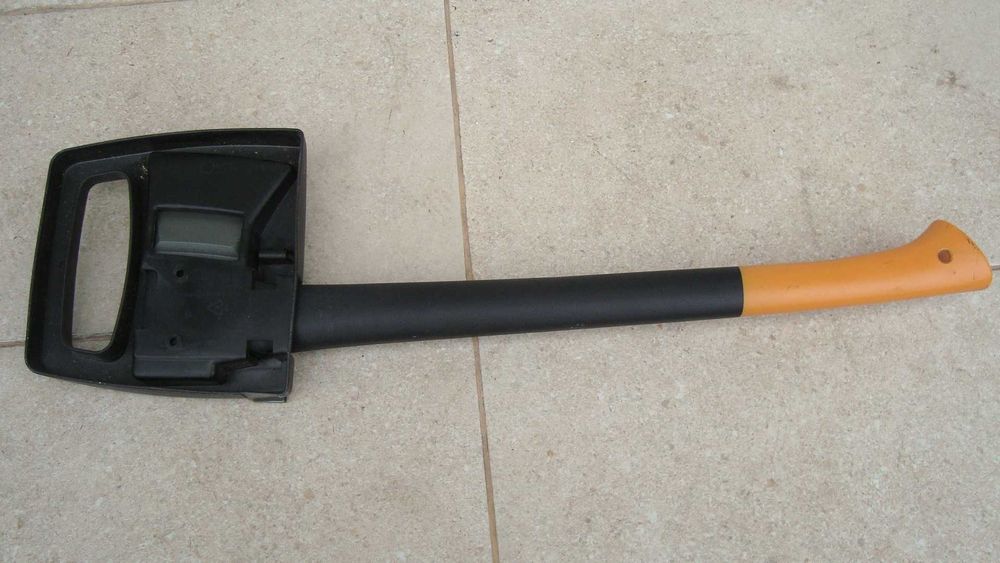 Siekiera Fiskars nowa nieużywana