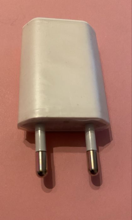 Oryginalna ładowarka Apple do iPhone i innych