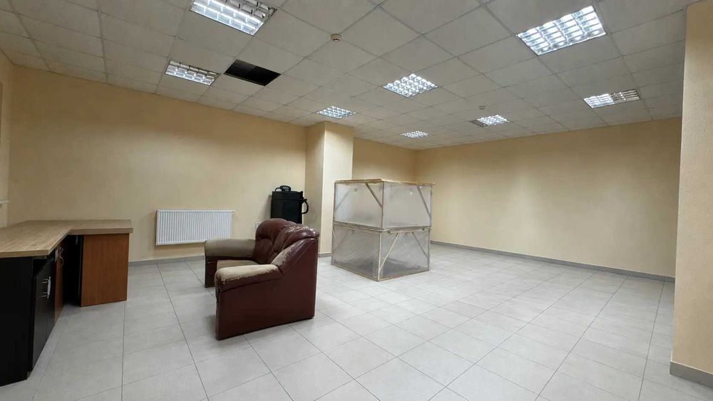 Продаж частини 2 поверхового будинку 360 м2 7 сот з окремим двором. Цегла. Нові Санжари №21511