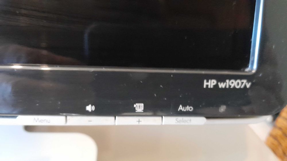 Monitor HP 19 "  mod. w197v