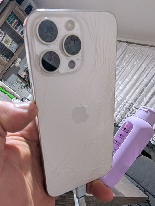 iPhone 15 Pro MAX (kolor Tytan Biały / White Titanium uszkodzony