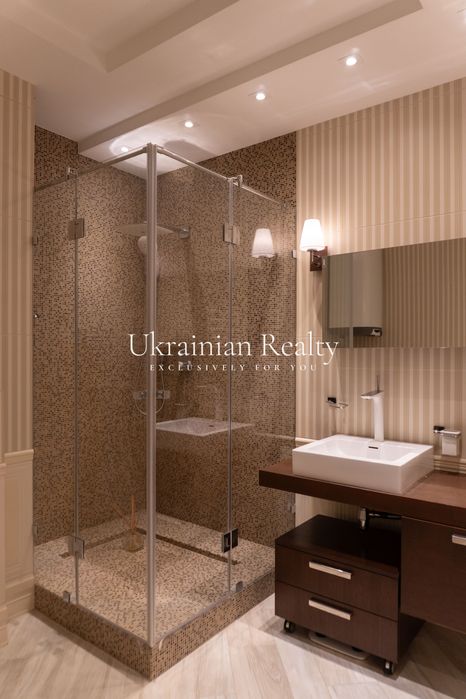 Продаж Інститутська, 18А. ЗАВЖДИ Є світло, опалення та вода!!!