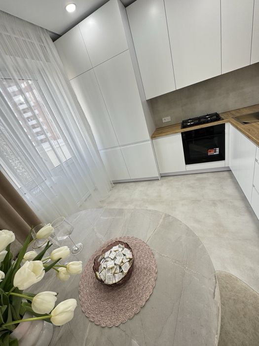 Мін. Оформл. 2 кім 53 кв.м в ЖК Сонячний, Софія, Боголюбрва