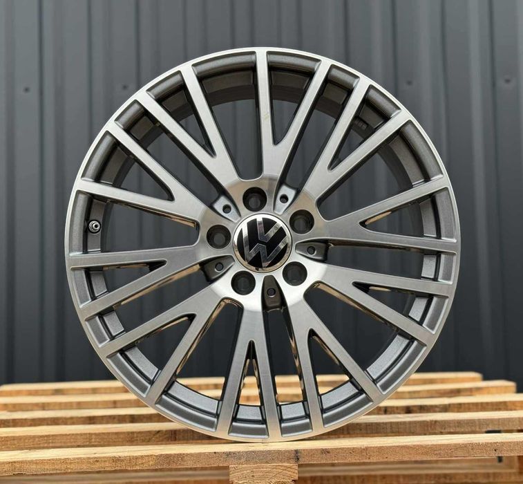 Alufelgi 5x112 r18 VW Golf Passat Jetta Touran Caddy  Audi A3 8P  29#