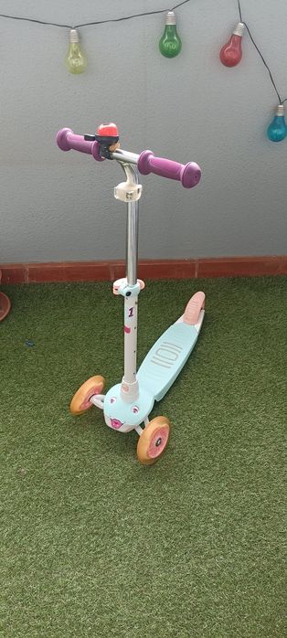 Trotinete criança Oxelo (Decathlon) 3 rodas liminosas - ajustável