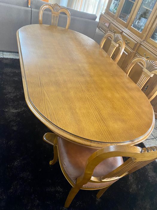 Mesa madeira com 6 cadeiras