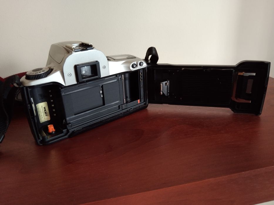 Aparat fotograficzny CANON EOS 300