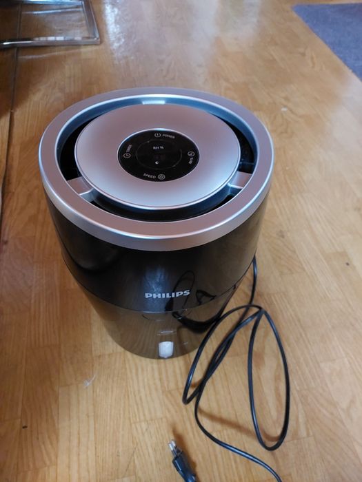 Nawilżacz powietrza Philips jak nowy