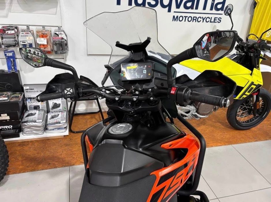 KTM Adventure 790