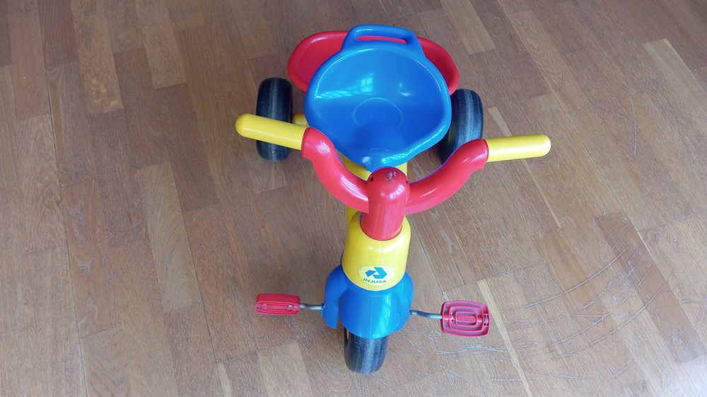 Triciclo Injusa baby trico Max