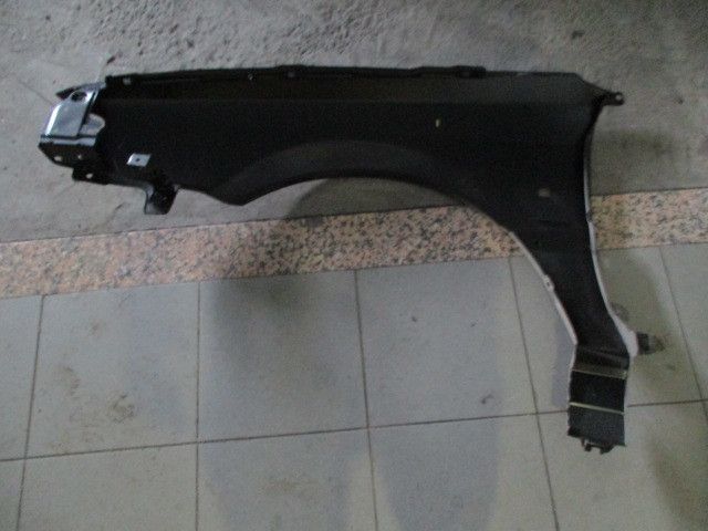 Guarda-lamas direito ROVER 200 Hatch (XW)