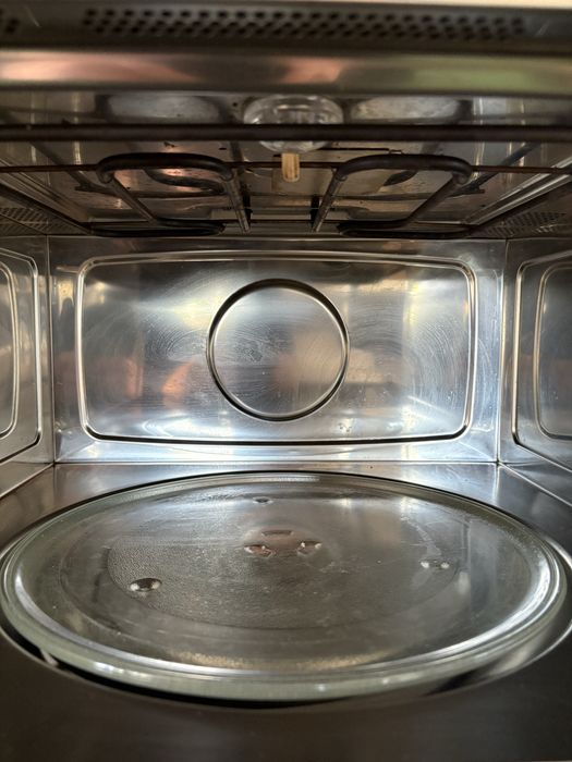 Smeg kuchenka mikrofalowa