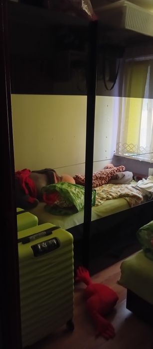Duża szafa z lustrami
