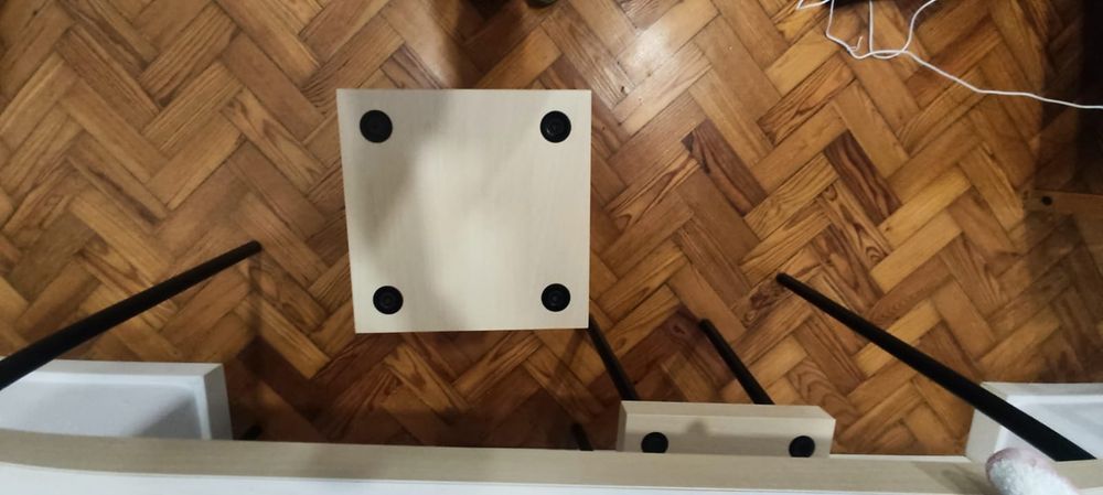 Conjunto de mesa de cozinha FRIDNÄScom 2 bancos Ikea