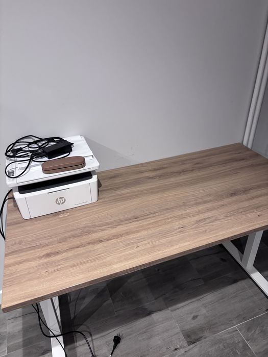 Biurko regulowana wysokosc