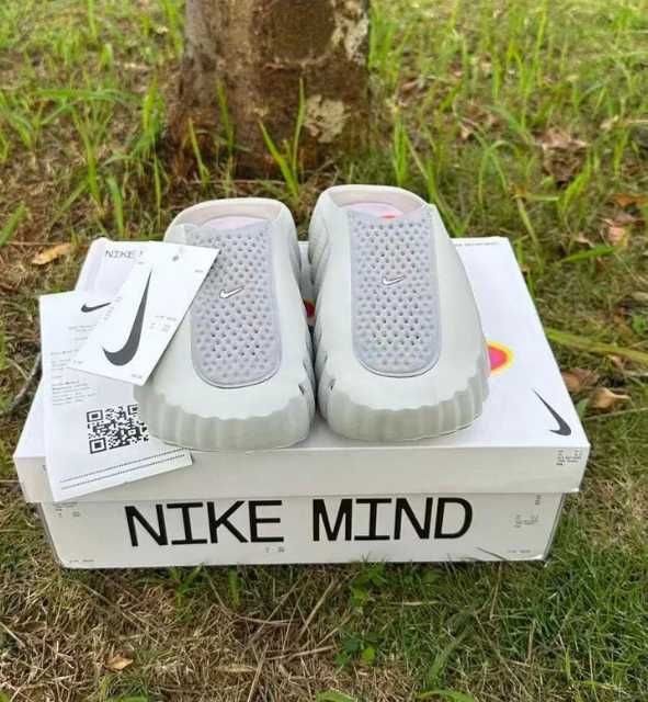Nike Mind 001 Slide R.40