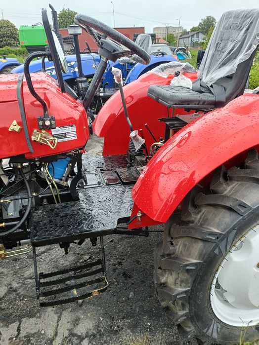 Мінітрактор Сінтай Xingtai XT-244L рівна підлога, бокова КПП4+1 2025