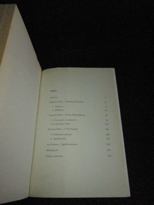 Livro Anatomia do Desejo Simon Andreae 1ª edição 2003