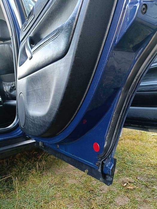 Продам пасат b5 2.3vr5 4x4 1999